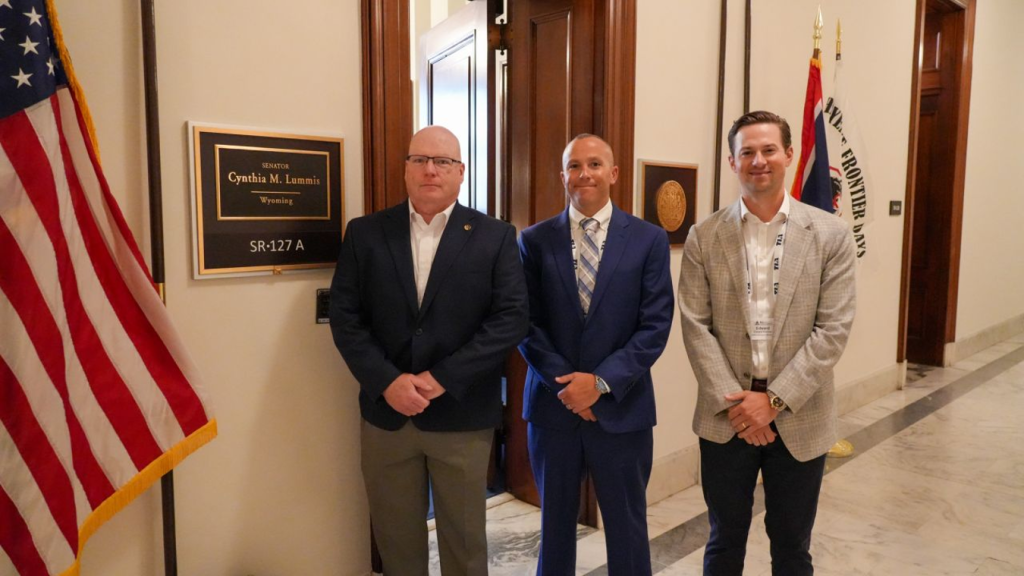Mohawk Global’s Gerry McDevitt, Senior Vice President of Domestic Services, and Wayne Wolf, Director of Domestic Services, traveled to Capitol Hill this September as part of the TIA 2026 Policy Forum